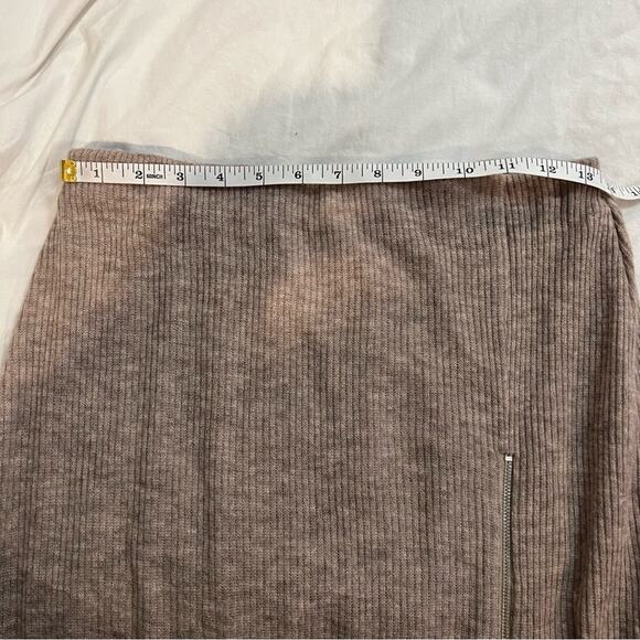 Lovers + Friends Paisley Ribbed Sweater Knit Pencil Side Zip Skirt sz L in Taupe - Picture 9 of 13